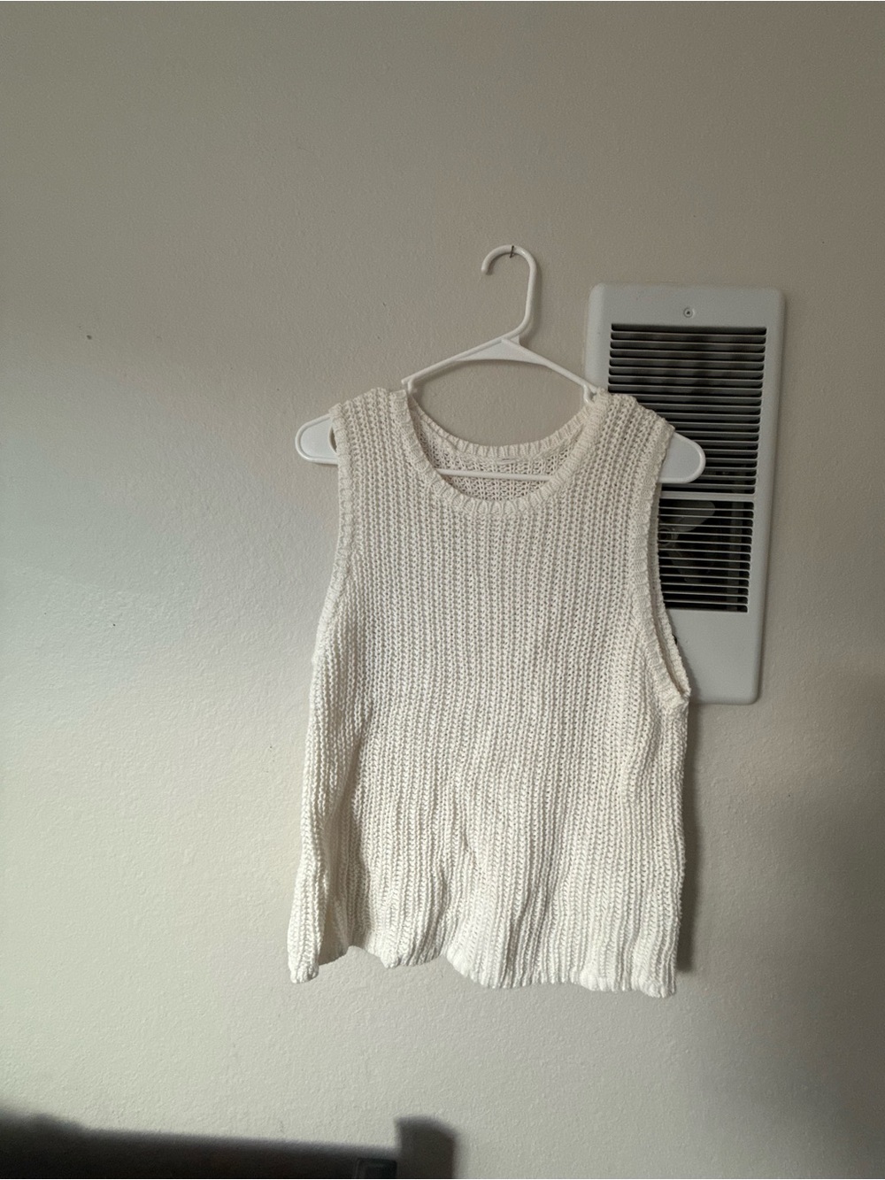 Old Navy Cream Knit Ribbed Tank Top
